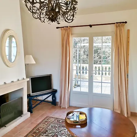 With Garden Near Beautiful Golf Course Villa