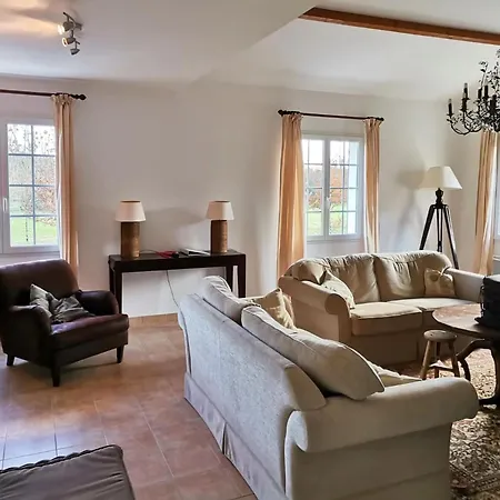 With Garden Near Beautiful Golf Course Vasles