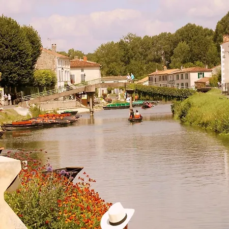 Villa With Garden Near Beautiful Golf Course