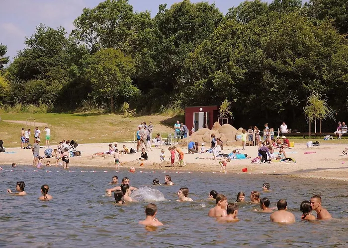 With Garden Near Beautiful Golf Course Villa