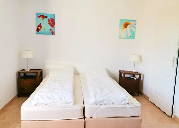 Villa With Garden Near Beautiful Golf Course Vasles